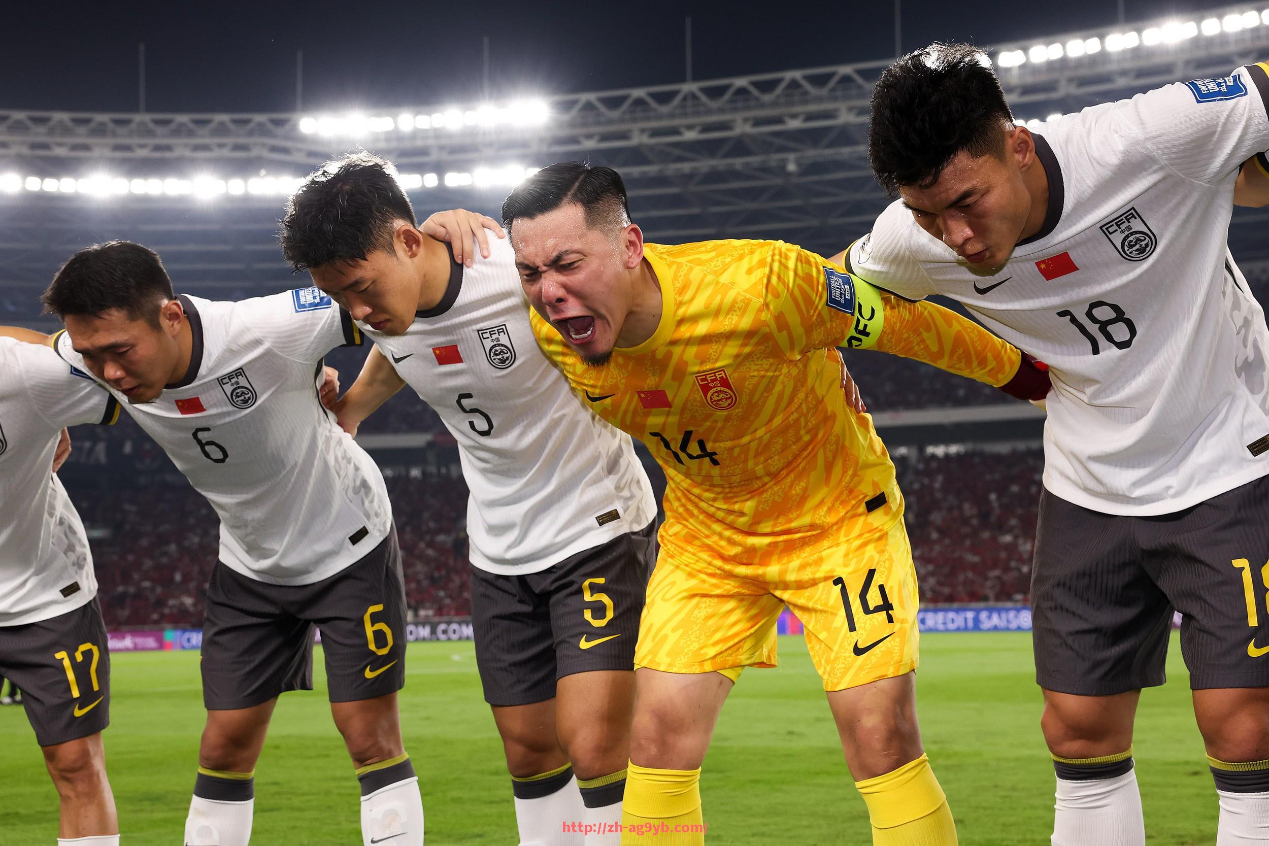 ag9游会-意甲联赛中那些老牌却经历降级的球队回顾